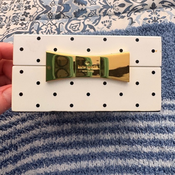 Kate Spade Gold Bow Bangle bracelet - Picture 5 of 5